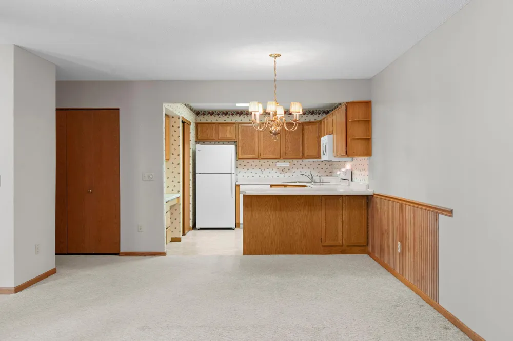 6939 Inverness Court #43 Inver Grove Heights, MN 55077