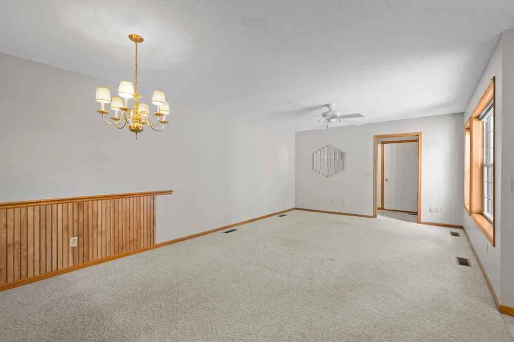 6939 Inverness Court #43 Inver Grove Heights, MN 55077