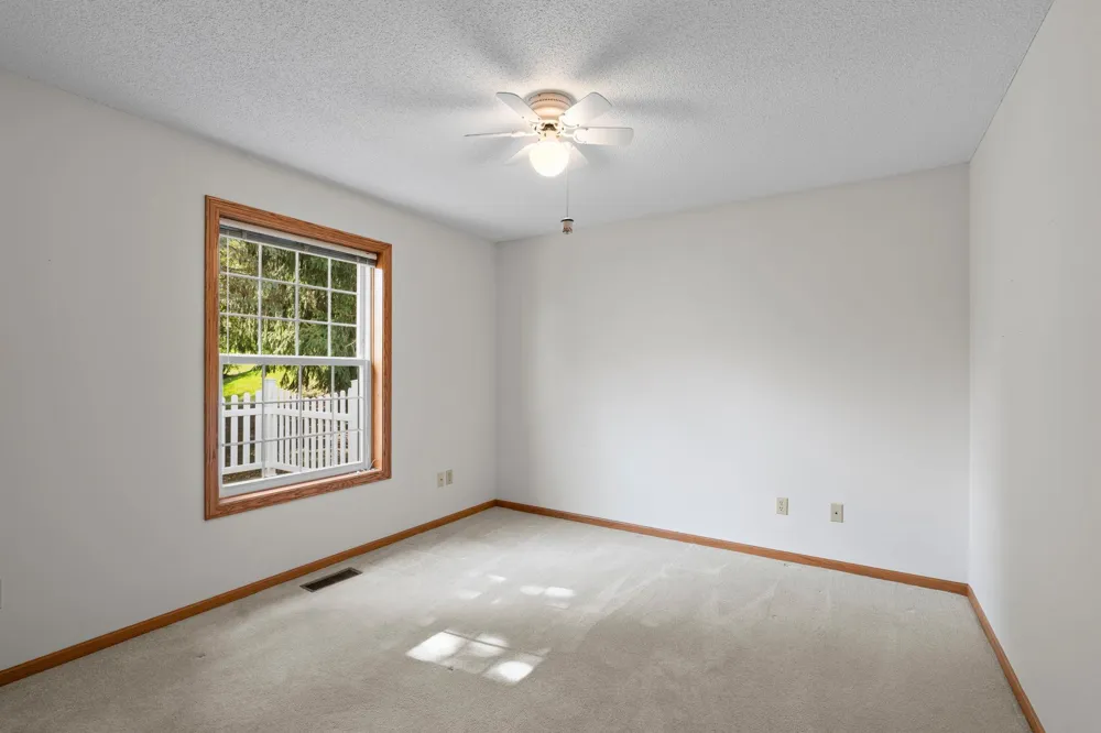 6939 Inverness Court #43 Inver Grove Heights, MN 55077