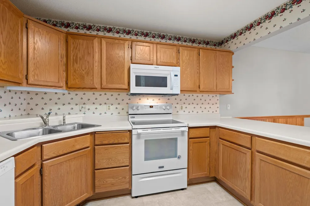 6939 Inverness Court #43 Inver Grove Heights, MN 55077