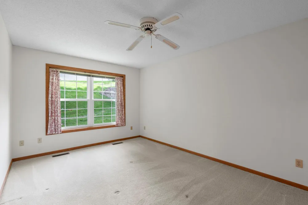 6939 Inverness Court #43 Inver Grove Heights, MN 55077