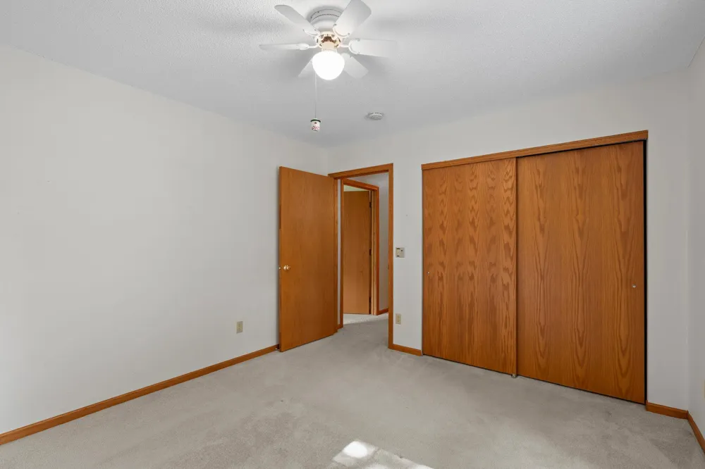 6939 Inverness Court #43 Inver Grove Heights, MN 55077