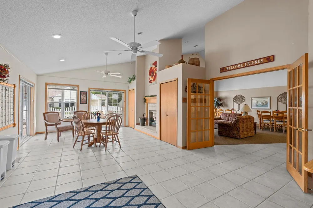 6939 Inverness Court #43 Inver Grove Heights, MN 55077
