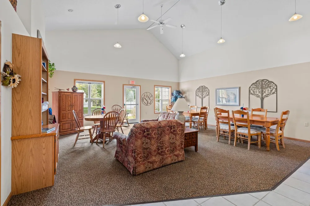 6939 Inverness Court #43 Inver Grove Heights, MN 55077