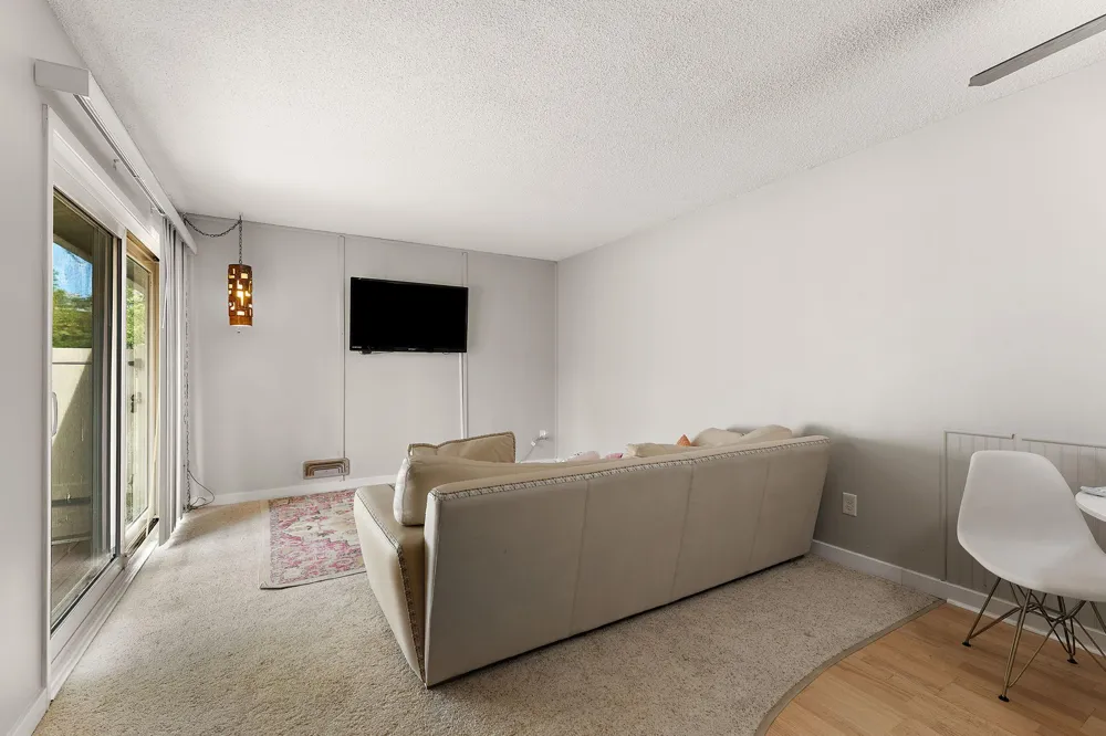 3277 Cloman Way #26 Inver Grove Heights, MN 55076