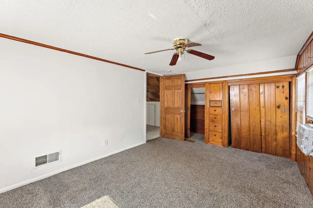 225 Richmond Street W South Saint Paul, MN 55075