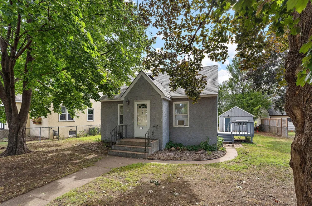 225 Richmond Street W South Saint Paul, MN 55075