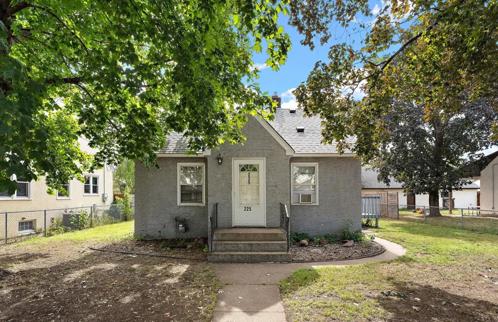 225 Richmond Street W South Saint Paul, MN 55075