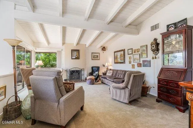 784 Woodlawn Drive Thousand Oaks, CA 91360