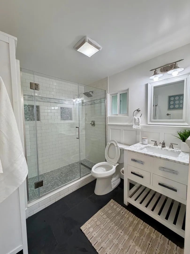 350 Santa Clara Avenue Oakland, CA 94610