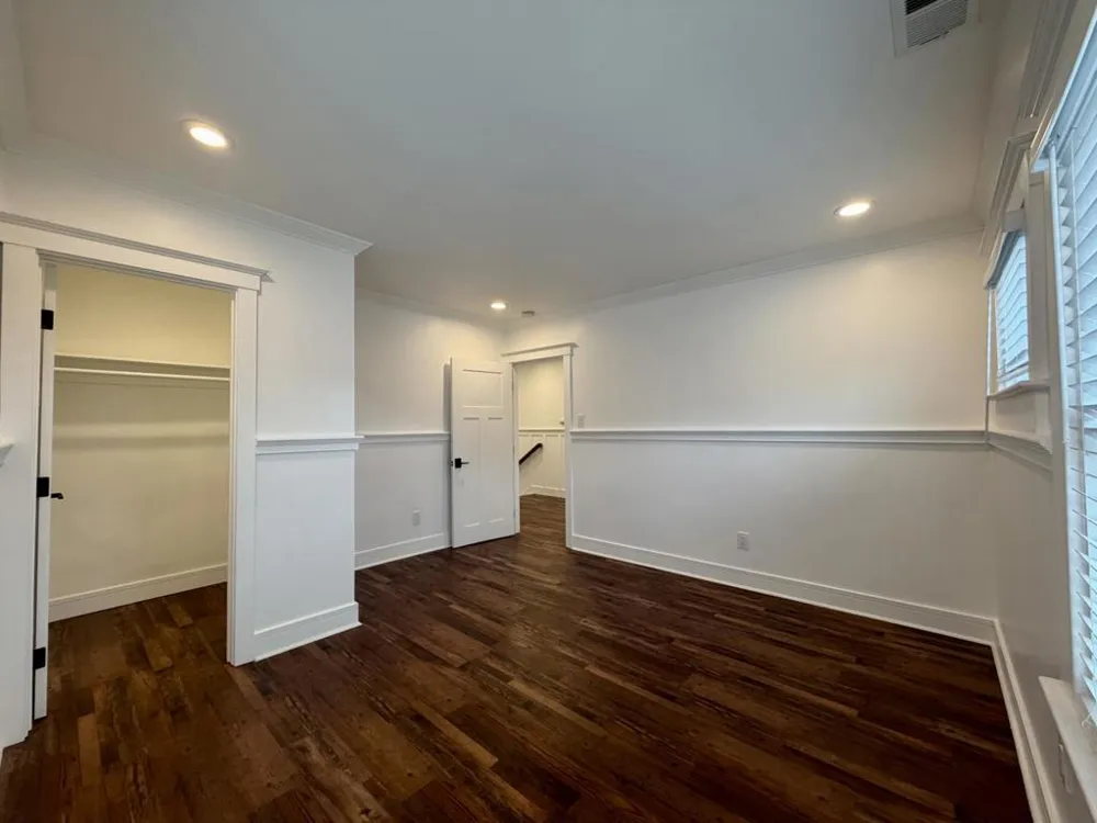 350 Santa Clara Avenue Oakland, CA 94610