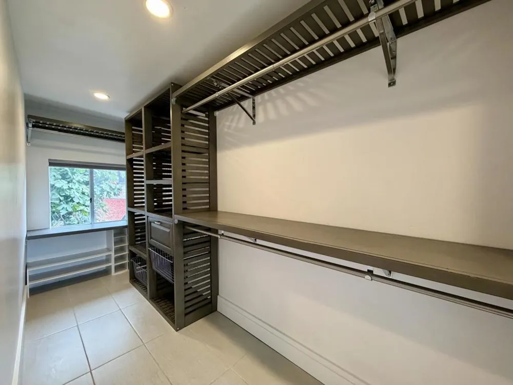 350 Santa Clara Avenue Oakland, CA 94610