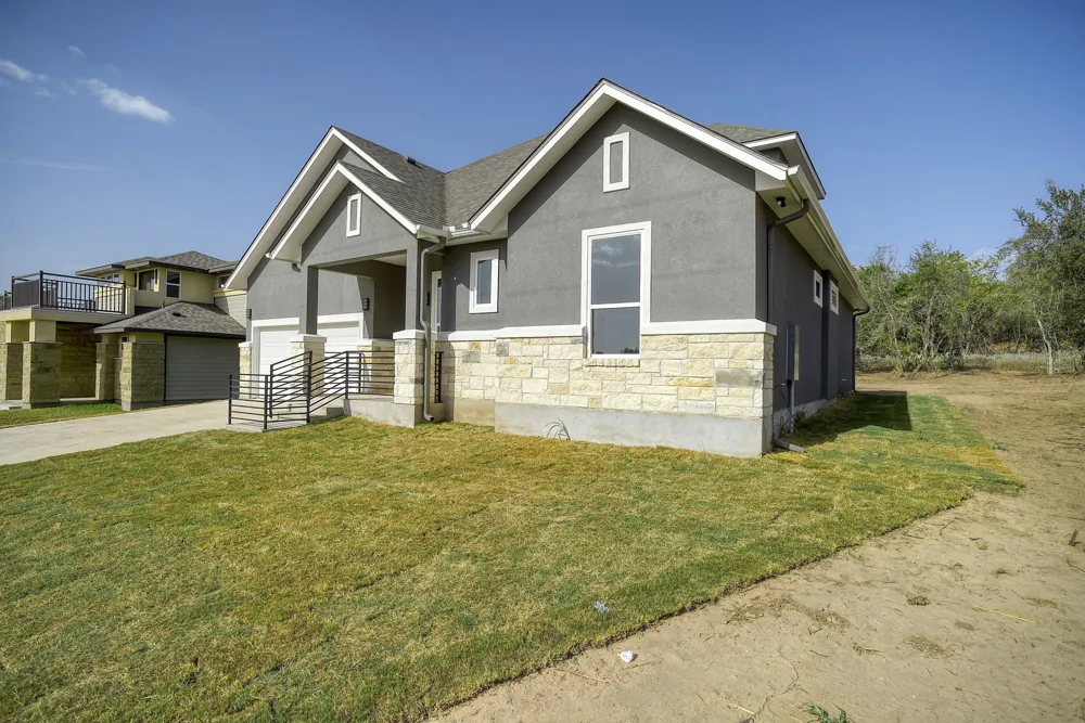 146 Waimanalo Lane Bastrop, TX 78602