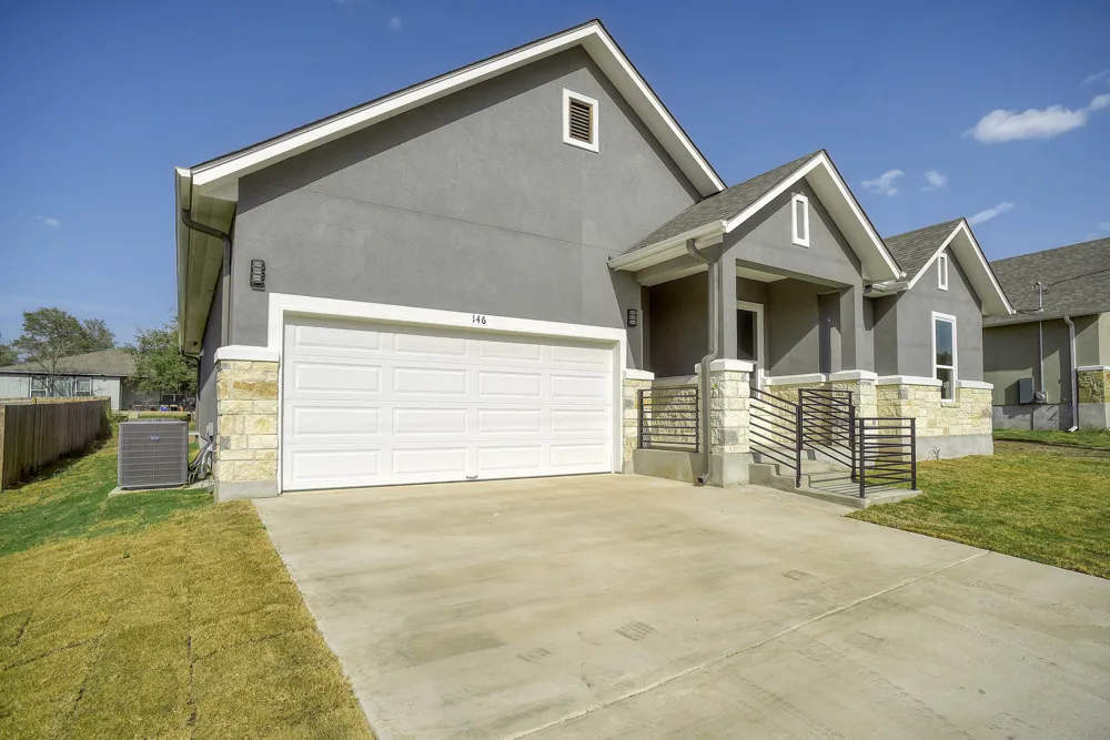 146 Waimanalo Lane Bastrop, TX 78602