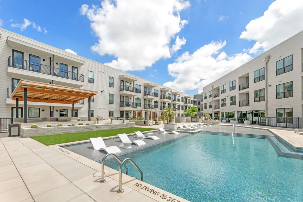 1701 Simond Avenue #407 Austin, TX 78723