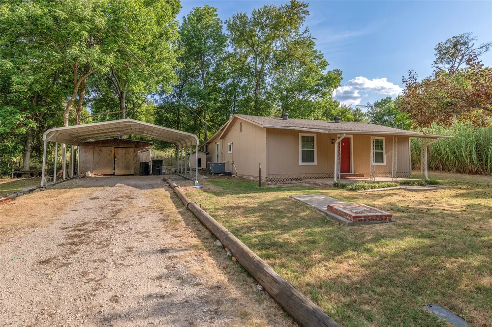 4171 Broken Bow Drive Lone Oak, TX 75453