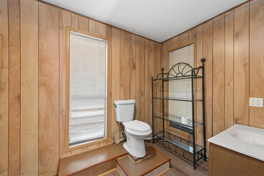 4171 Broken Bow Drive Lone Oak, TX 75453