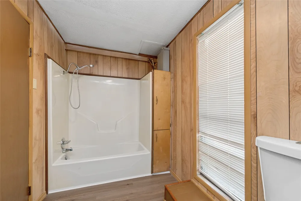 4171 Broken Bow Drive Lone Oak, TX 75453