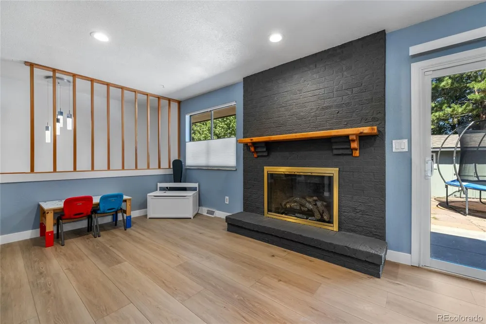10579 W Warren Drive Lakewood, CO 80227