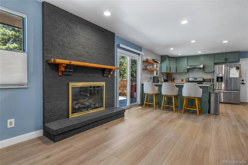 10579 W Warren Drive Lakewood, CO 80227