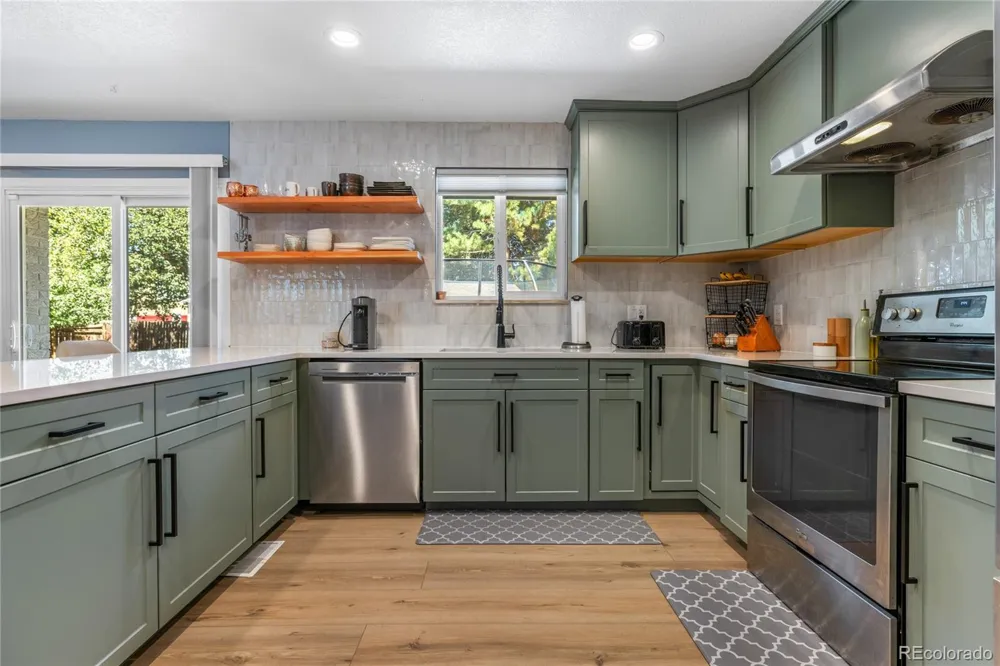 10579 W Warren Drive Lakewood, CO 80227