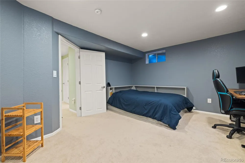 10579 W Warren Drive Lakewood, CO 80227