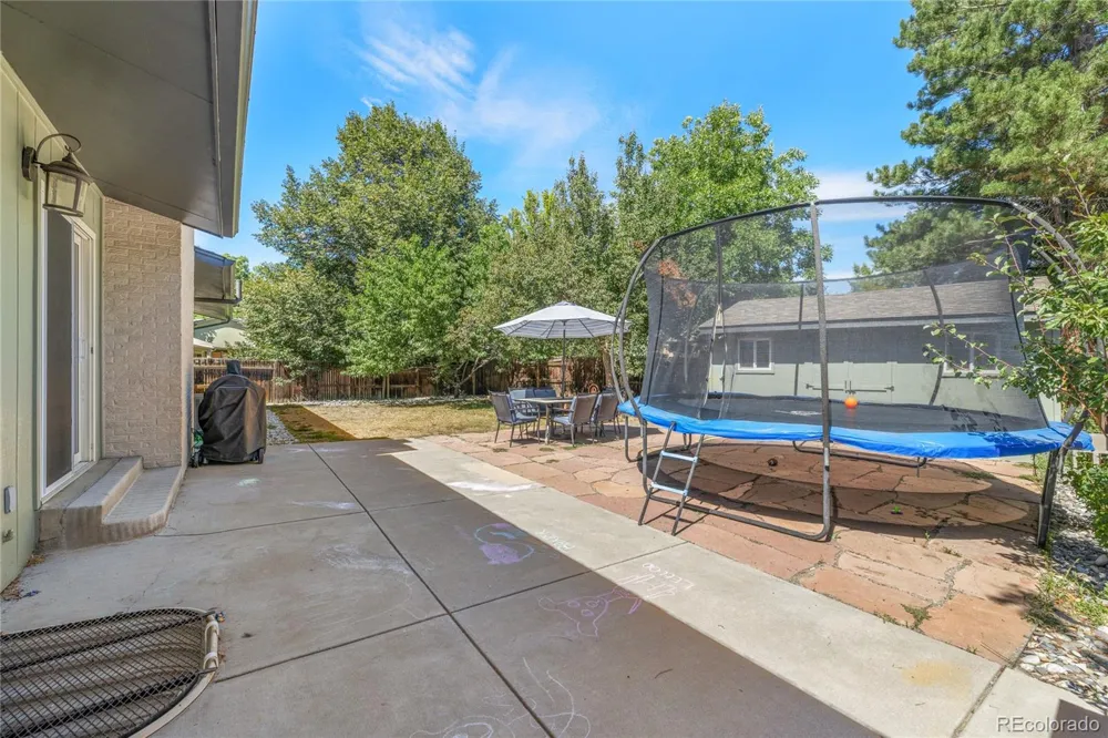 10579 W Warren Drive Lakewood, CO 80227