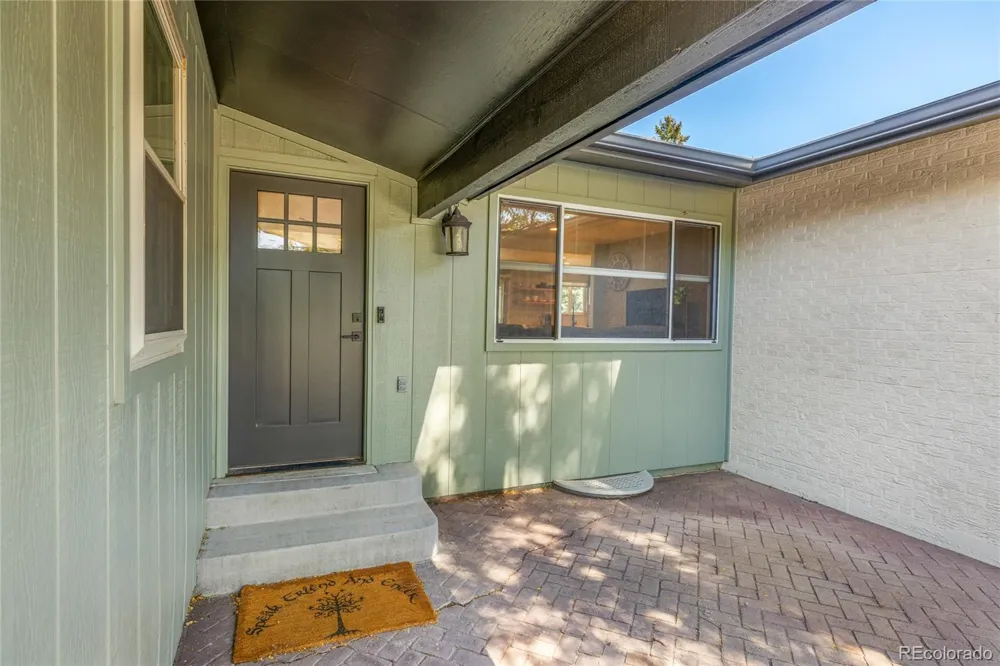 10579 W Warren Drive Lakewood, CO 80227