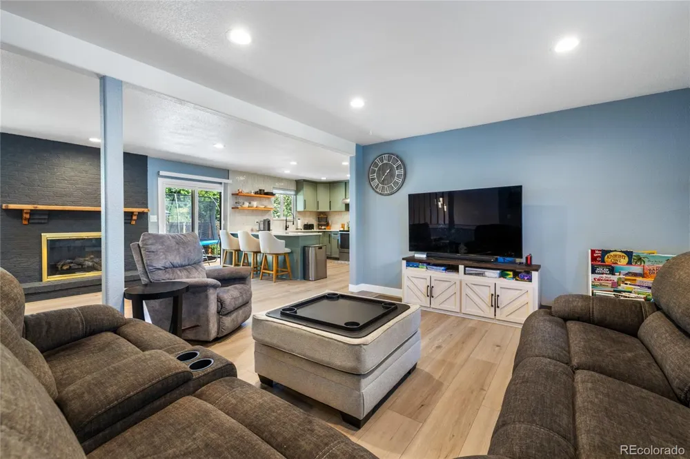 10579 W Warren Drive Lakewood, CO 80227