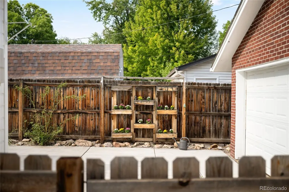 3250 S Utica Street Denver, CO 80236