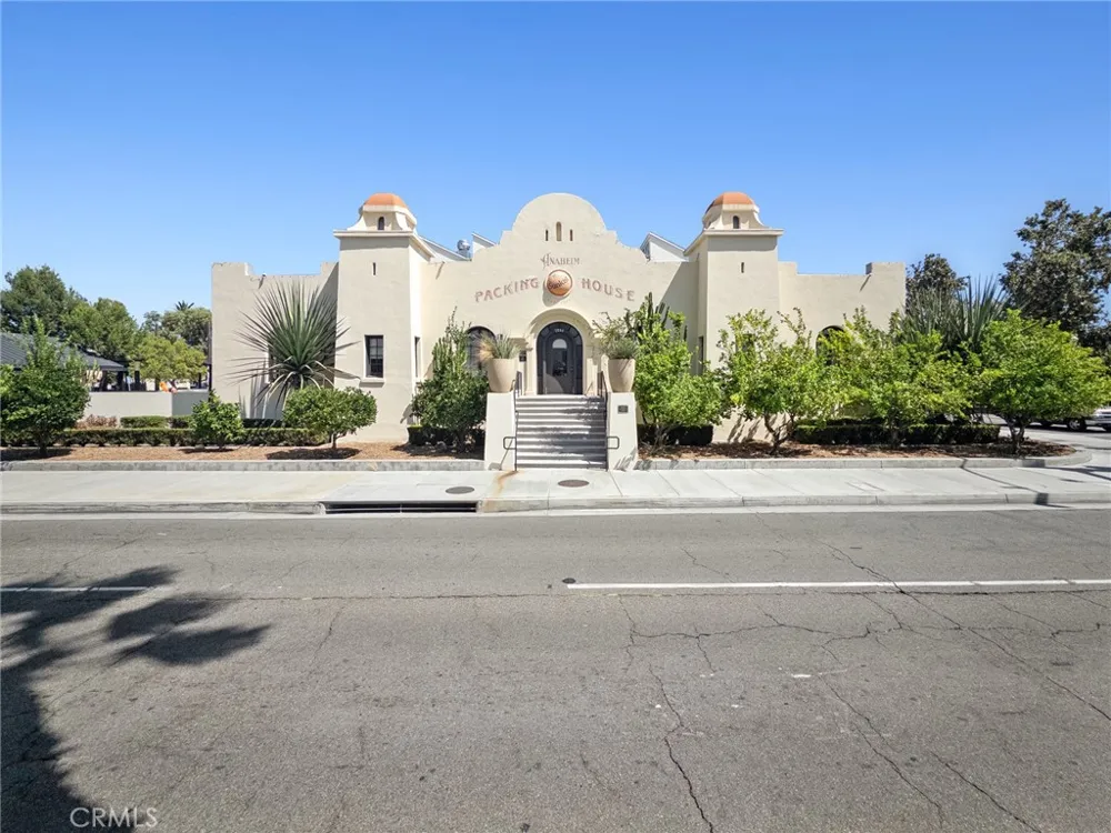 521 S Kroeger Anaheim, CA 92805