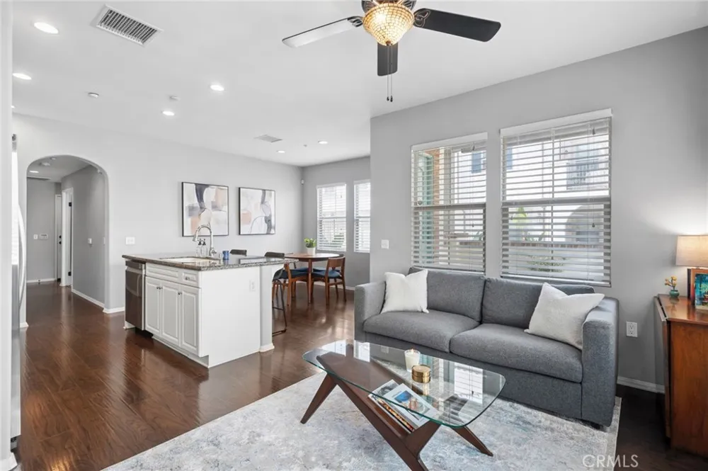 521 S Kroeger Anaheim, CA 92805