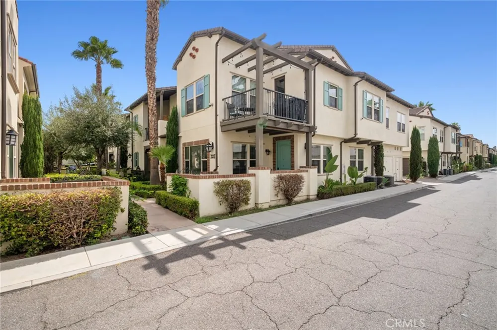 521 S Kroeger Anaheim, CA 92805