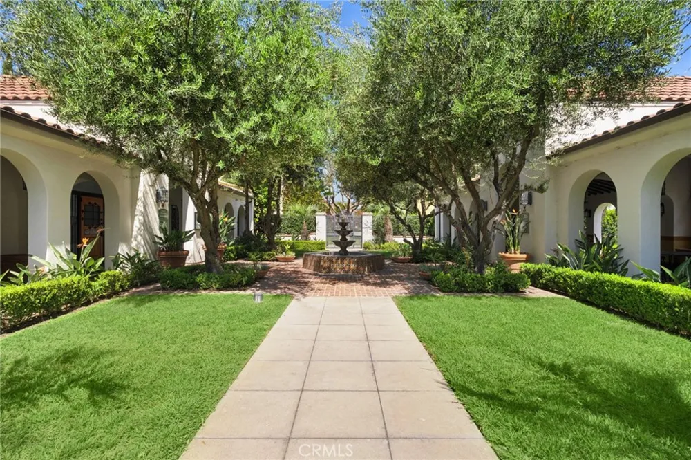521 S Kroeger Anaheim, CA 92805