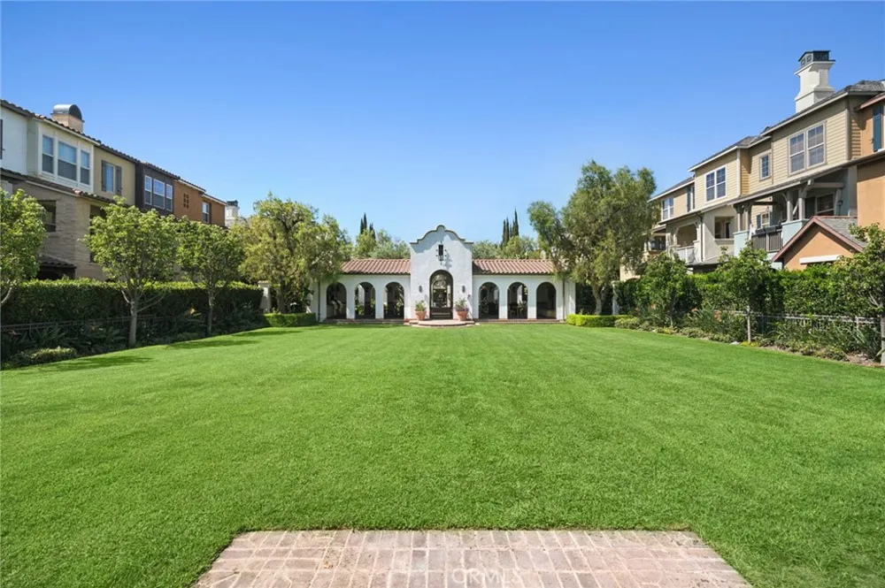 521 S Kroeger Anaheim, CA 92805