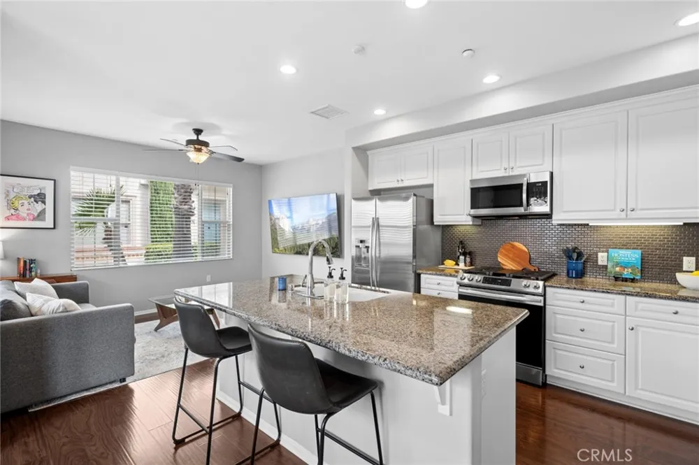 521 S Kroeger Anaheim, CA 92805