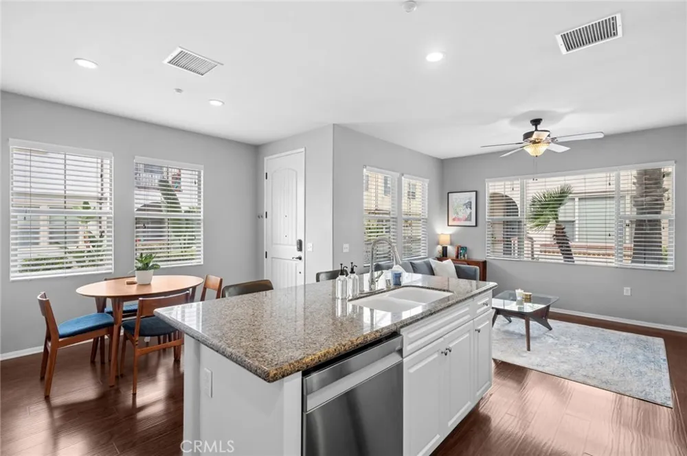 521 S Kroeger Anaheim, CA 92805