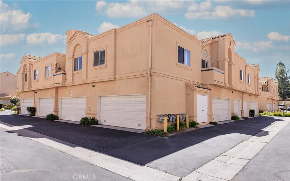 18844 Vista Del Canon #G Newhall, CA 91321