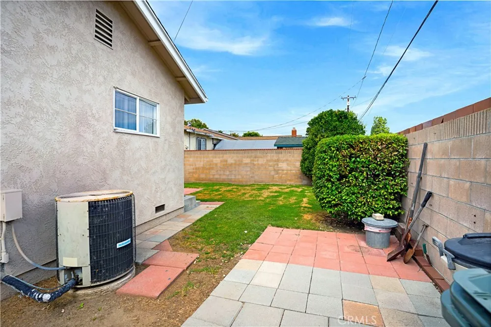 13337 Trumball Whittier, CA 90605