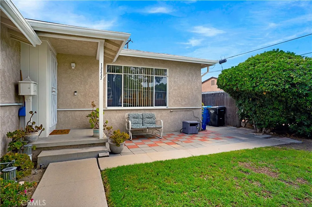 13337 Trumball Whittier, CA 90605