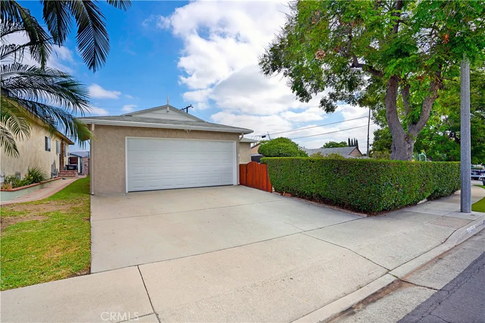 13337 Trumball Whittier, CA 90605