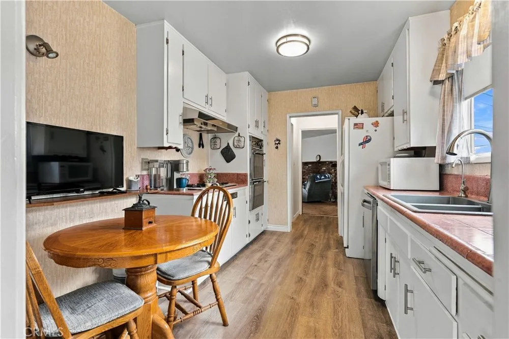 13337 Trumball Whittier, CA 90605