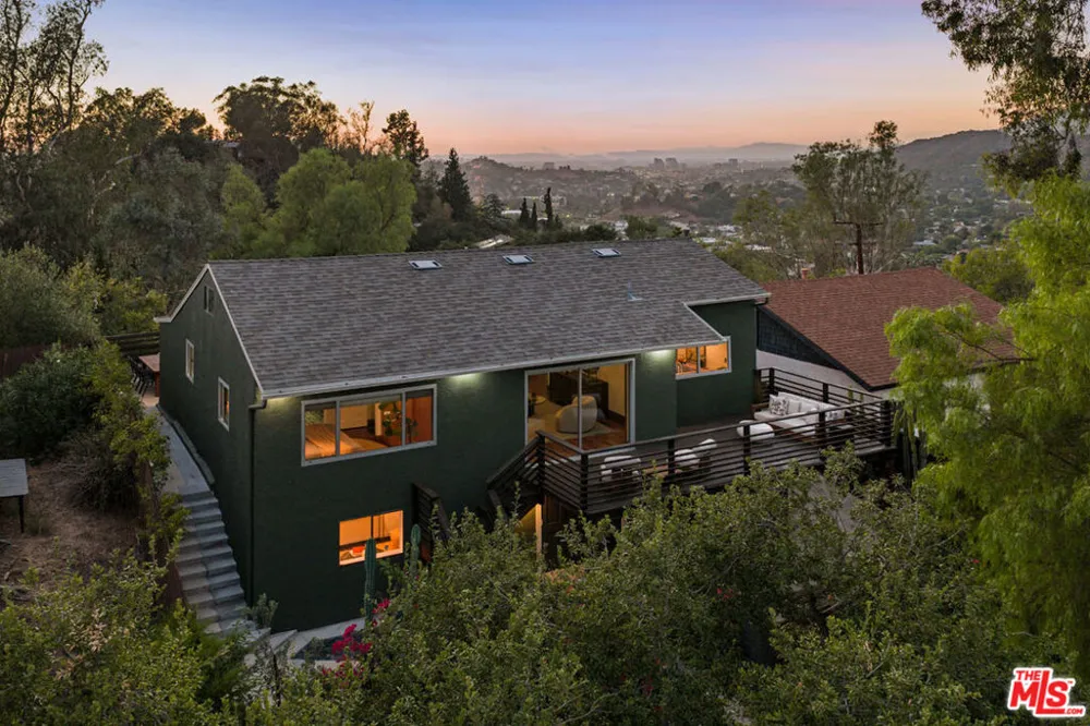 853 Tipton Terrace Los Angeles, CA 90042
