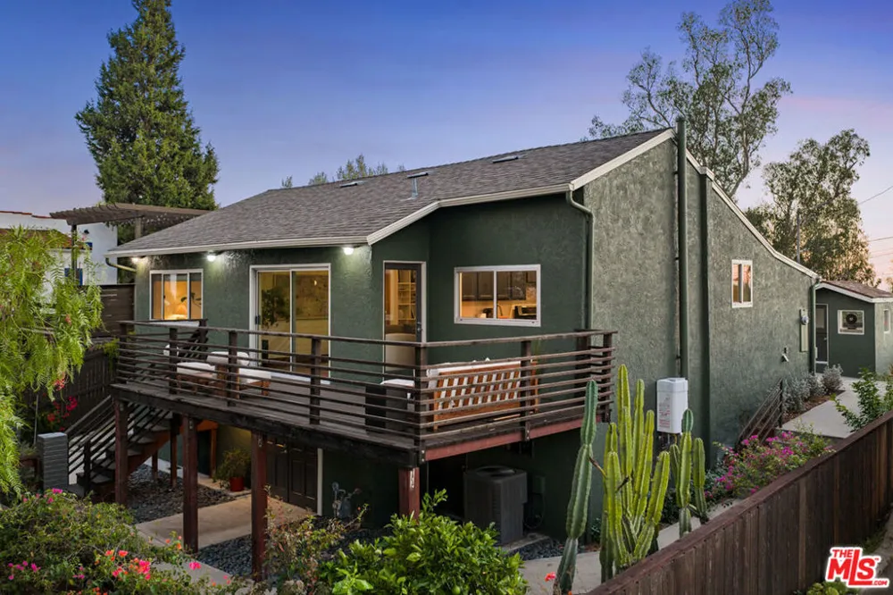 853 Tipton Terrace Los Angeles, CA 90042