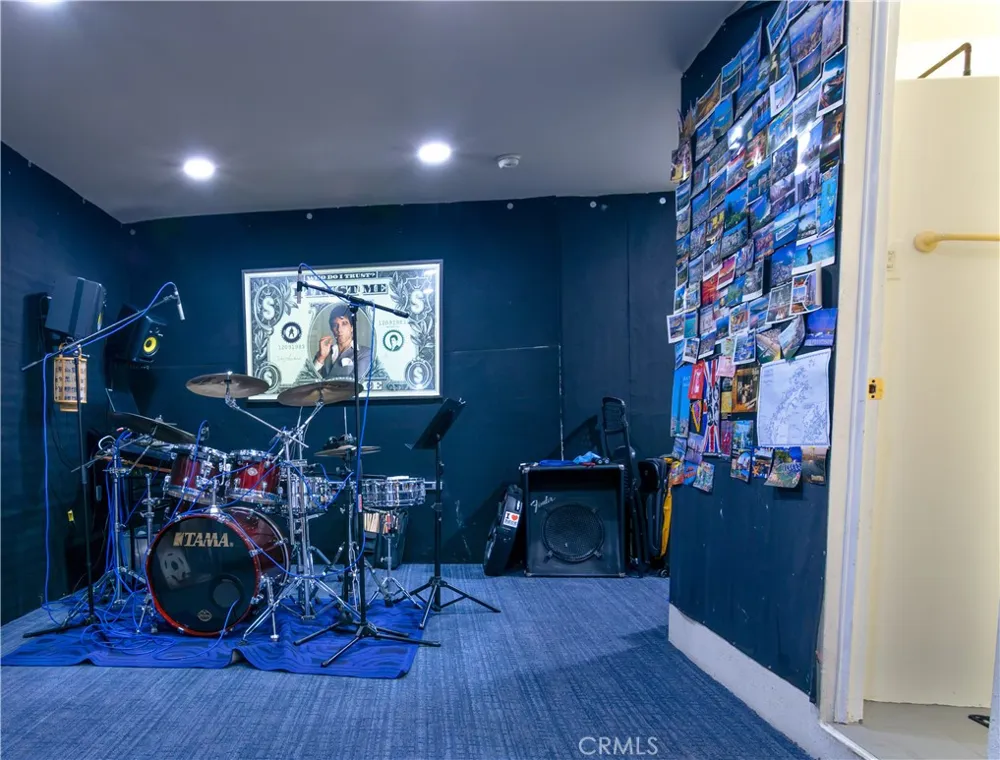 2410 Alcazar Street Los Angeles, CA 90033