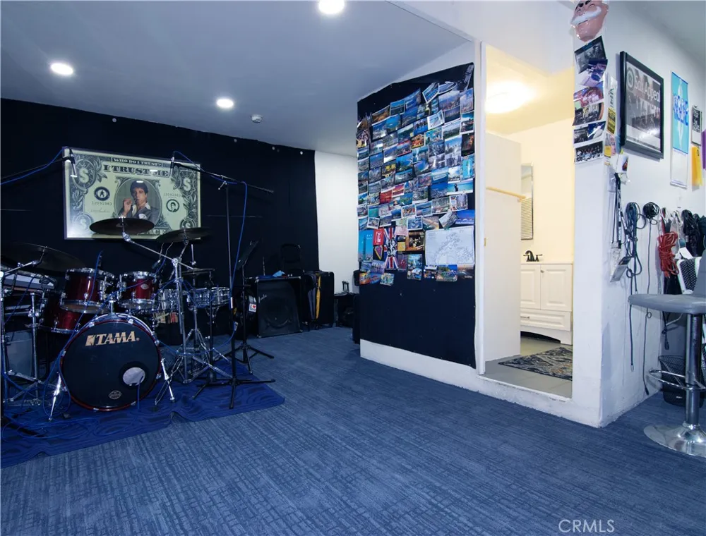 2410 Alcazar Street Los Angeles, CA 90033