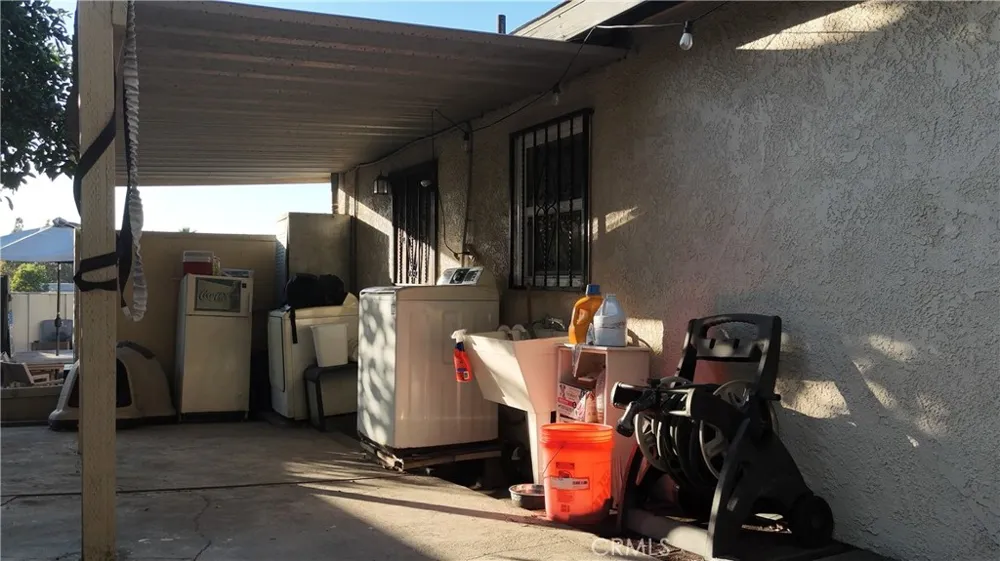 2410 Alcazar Street Los Angeles, CA 90033