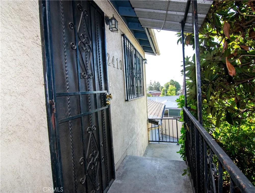 2410 Alcazar Street Los Angeles, CA 90033