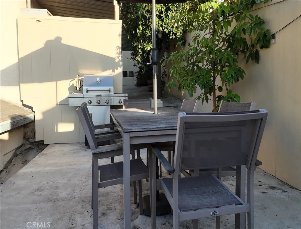 2410 Alcazar Street Los Angeles, CA 90033