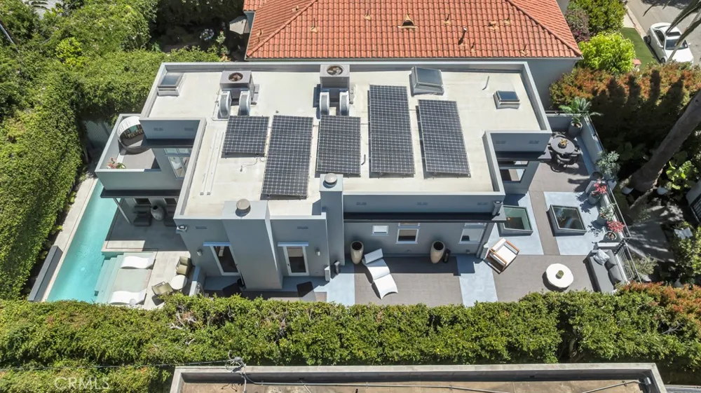 8719 Rosewood Avenue West Hollywood, CA 90048